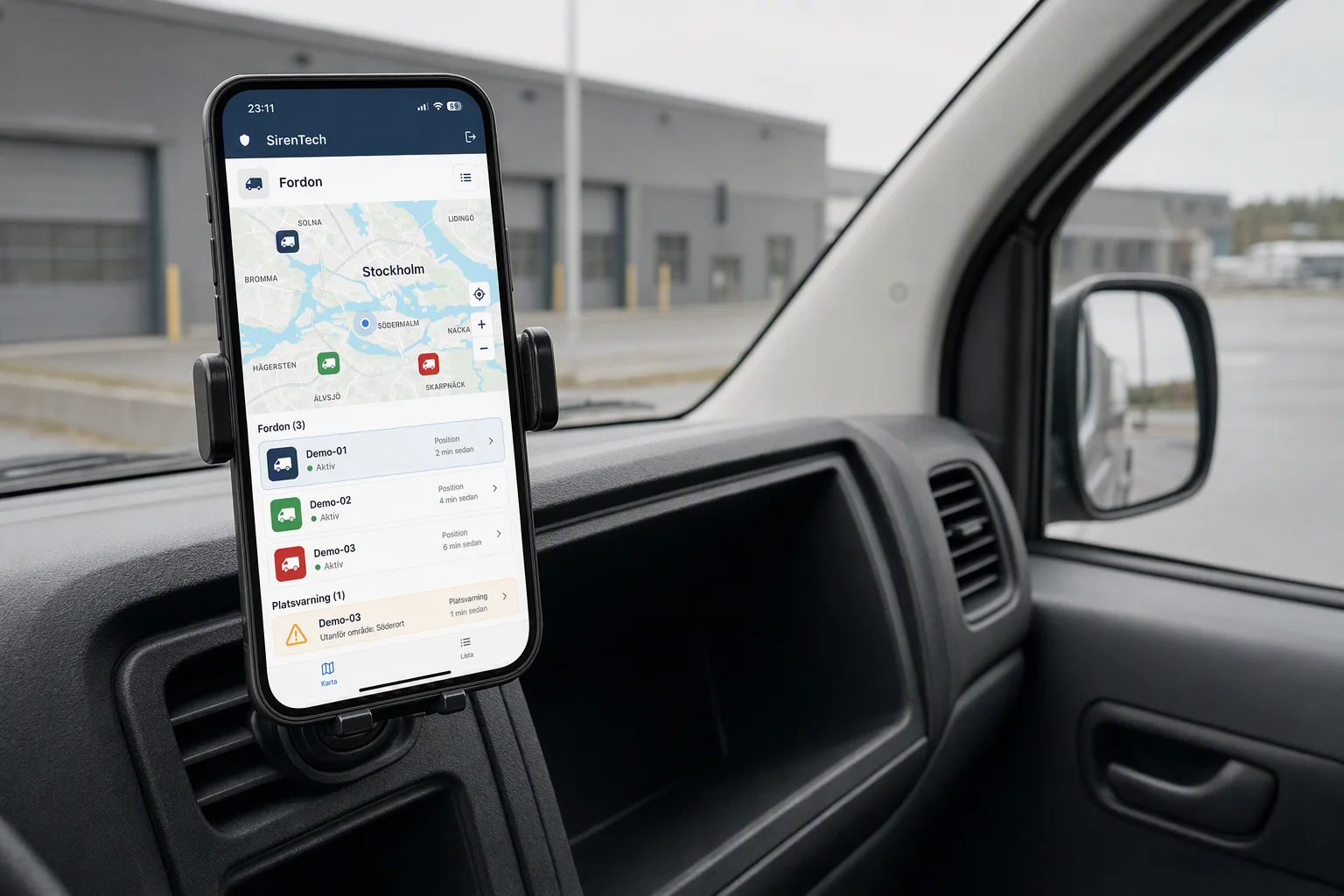 Siren Spårning i en mobilhållare inne i ett servicefordon